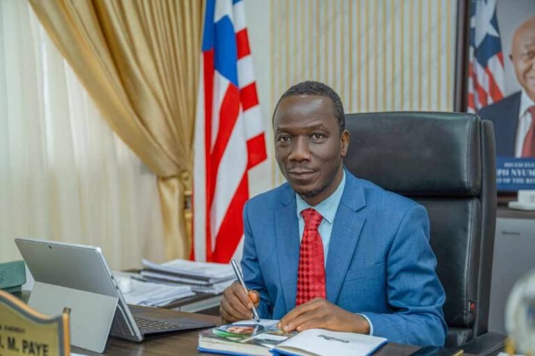 received_1112092651113287