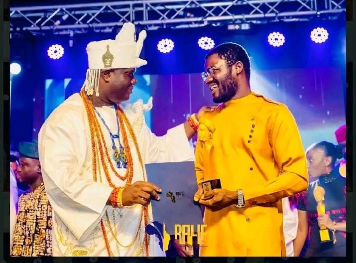 received_758530240518145